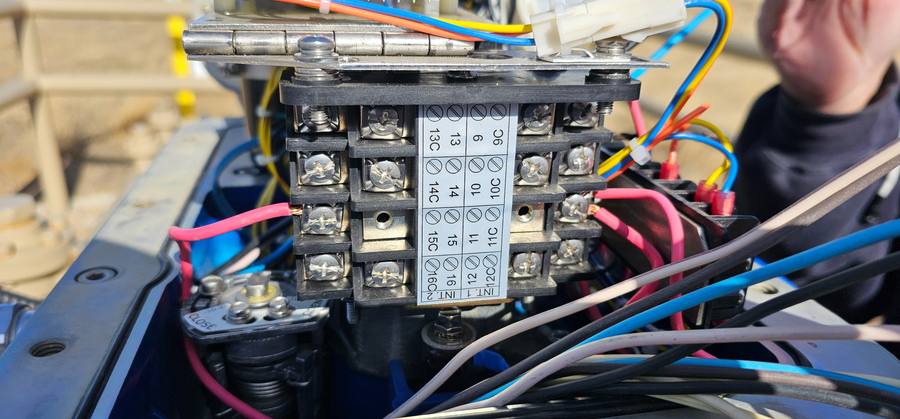 Terminal block wiring in field panel